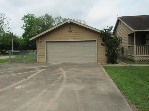 242 Sir Lancelot Drive N Sargent TX 77414