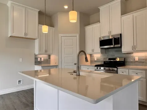 10300 Cabo Del Sol Drive Cleveland TX 77327