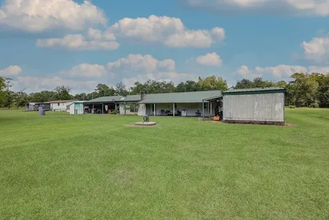 44 Private Road 4501 Dayton TX 77535