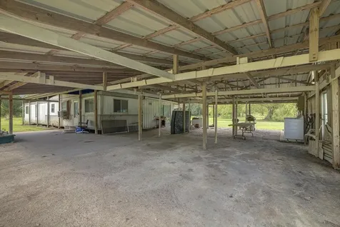 44 Private Road 4501 Dayton TX 77535