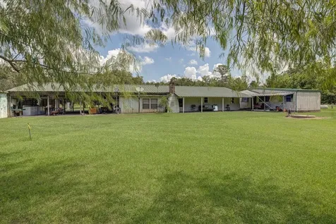 44 Private Road 4501 Dayton TX 77535