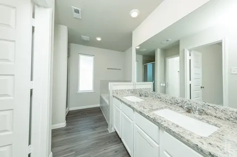 2504 Hawks Eye Drive Conroe TX 77301