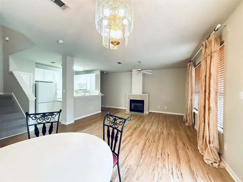 2100 Pipers Field Drive 55 Austin TX 78758