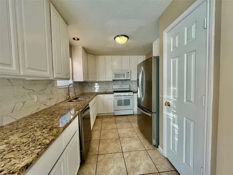 146 Skycrest Drive Sugar Land TX 77479