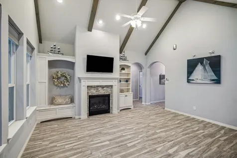 17915 Saddle Horn Drive Waller TX 77484