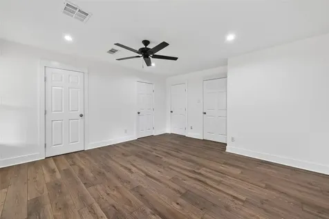 2311 8th Street Liverpool TX 77577