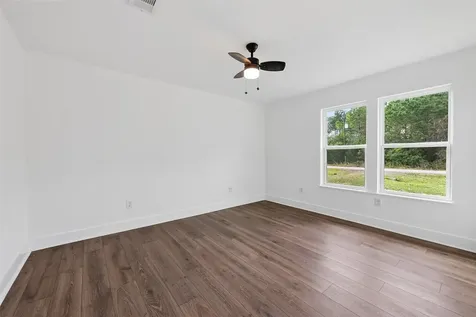 2311 8th Street Liverpool TX 77577