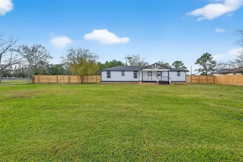 2311 8th Street Liverpool TX 77577
