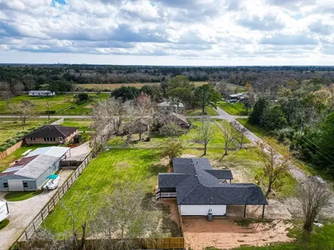 2311 8th Street Liverpool TX 77577