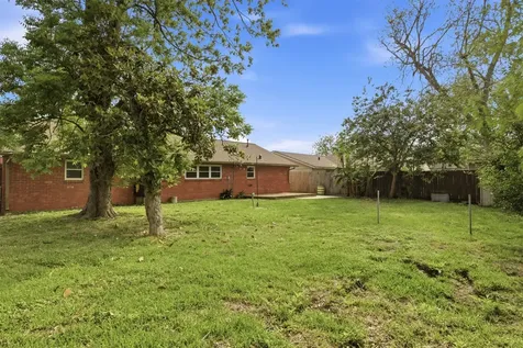 7824 Yucca Drive Texas City TX 77591
