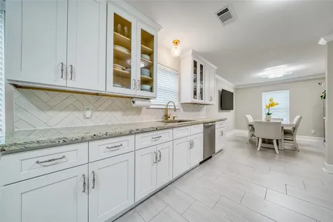 1620 Mustang Trail Houston TX 77339