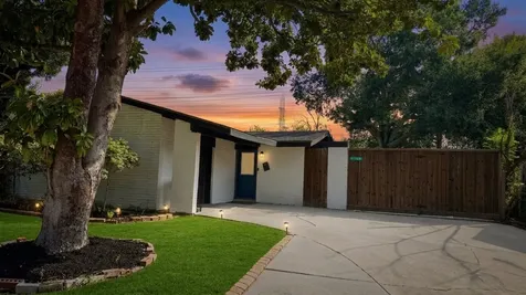 11103 Greenwillow Street Houston TX 77035