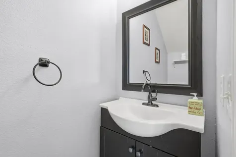 5615 Brigstone Park Drive Katy TX 77450