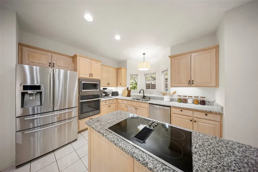 2231 Bentoak Hollow San Antonio TX 78248