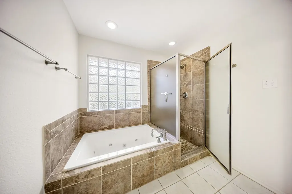 2231 Bentoak Hollow San Antonio TX 78248