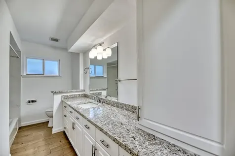 5722 Cheltenham Drive Houston TX 77096