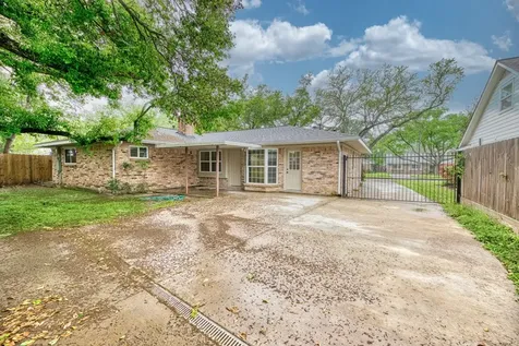 5722 Cheltenham Drive Houston TX 77096