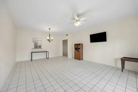2475 Underwood Street 361 Houston TX 77030