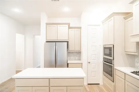31410 Golden Cliffs Lane Fulshear TX 77441