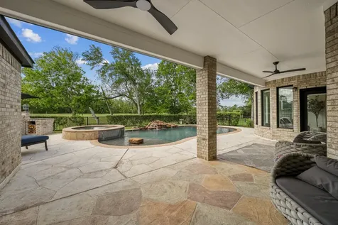 2811 Waters Lake Lane Missouri City TX 77459