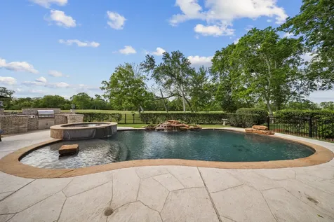 2811 Waters Lake Lane Missouri City TX 77459