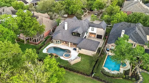 2811 Waters Lake Lane Missouri City TX 77459