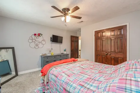 310 Prince Of Wales Street Conroe TX 77304