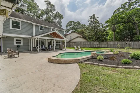 310 Prince Of Wales Street Conroe TX 77304