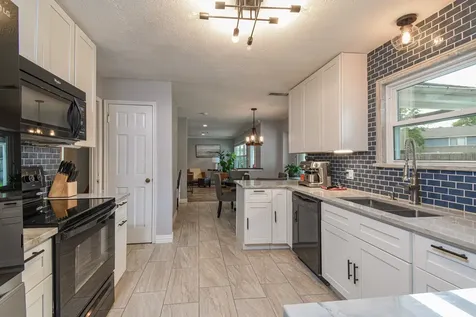 310 Prince Of Wales Street Conroe TX 77304