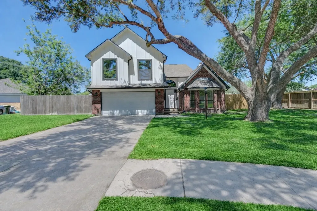 1901 Canyon Creek Court Pearland TX 77581