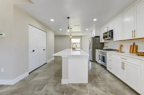 1901 Canyon Creek Court Pearland TX 77581