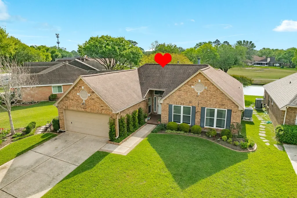 707 W Peach Hollow Circle Pearland TX 77584