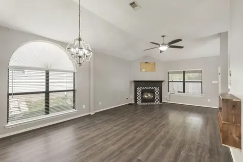 8022 N Tarrytown Crossing Drive Conroe TX 77304