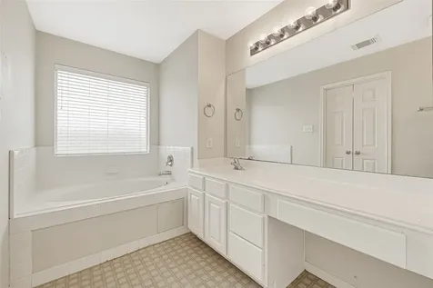 7543 Park Bend Lane Pasadena TX 77505