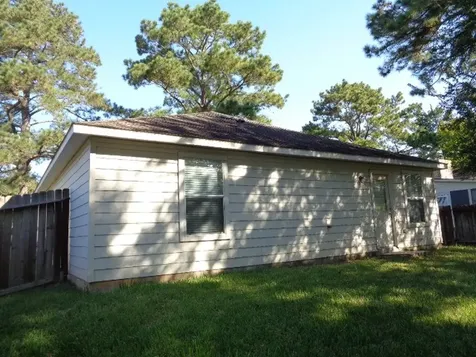 12079 La Salle Oaks Conroe TX 77304