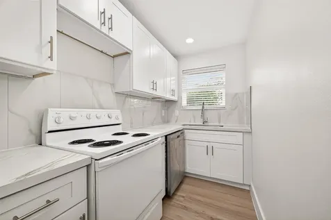 6615 W Montgomery Road Houston TX 77091