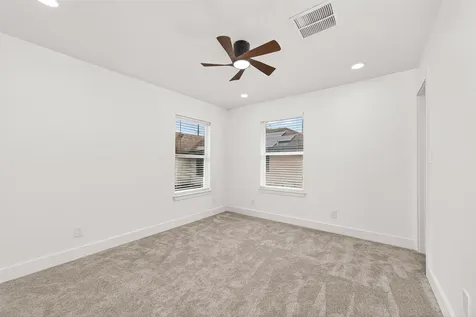6615 W Montgomery Road Houston TX 77091