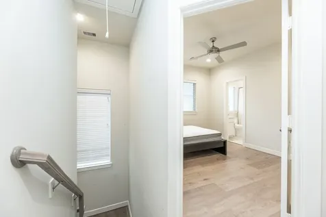 5230 Schuler Street Houston TX 77007