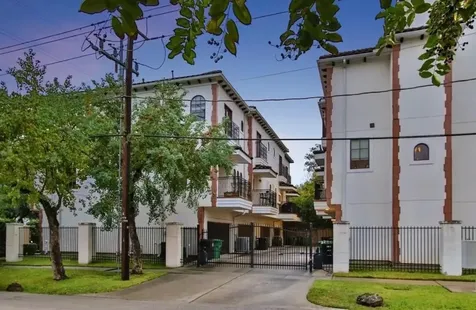 4606 Austin Street D Houston TX 77004