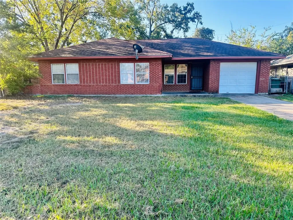 9314 Woodlyn Road Houston TX 77078