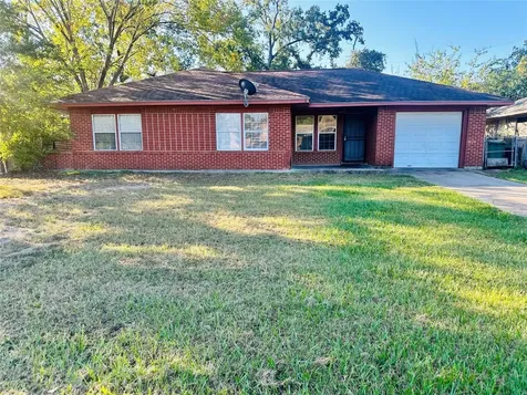 9314 Woodlyn Road Houston TX 77078
