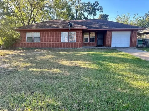 9314 Woodlyn Road Houston TX 77078