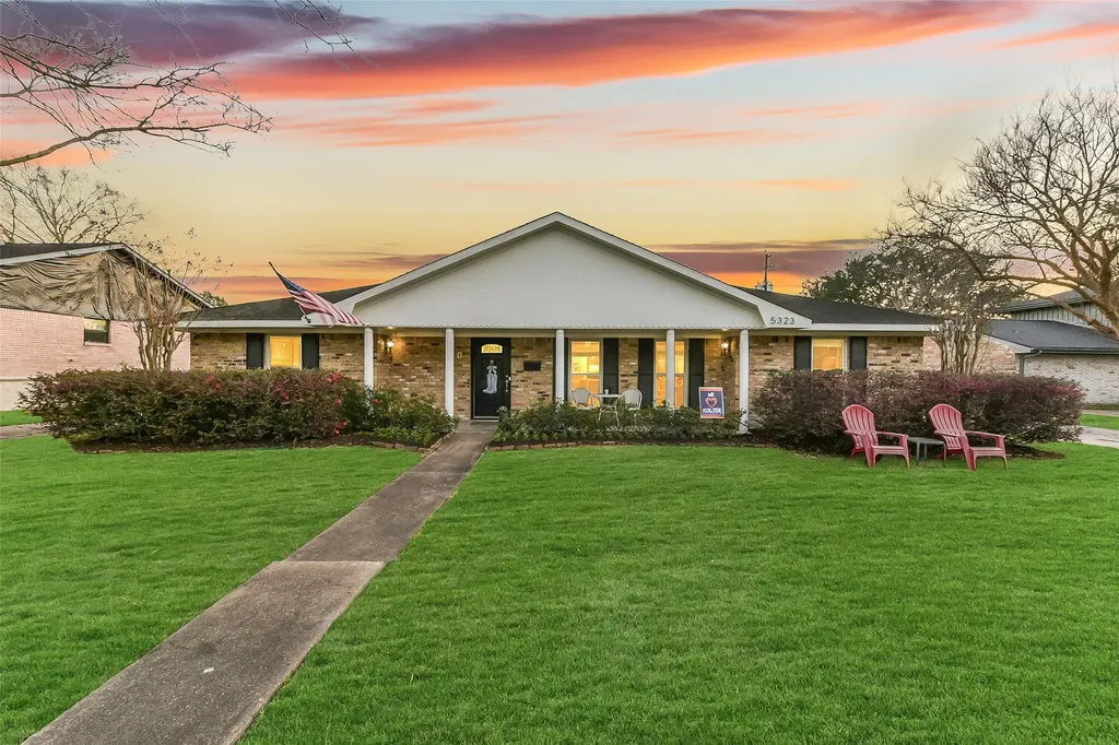 5323 Rutherglenn Drive Houston TX 77096