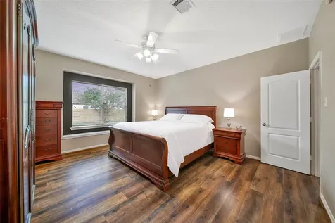 28826 Hidden Cove Drive Magnolia TX 77354