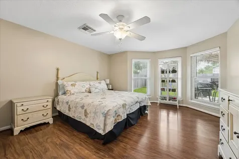 1910 Lori Court Seabrook TX 77586