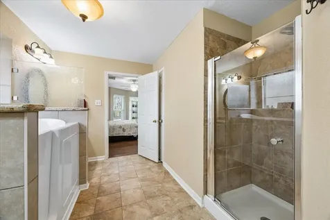 1910 Lori Court Seabrook TX 77586