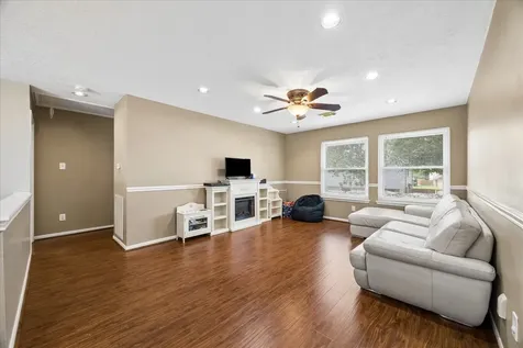 1910 Lori Court Seabrook TX 77586