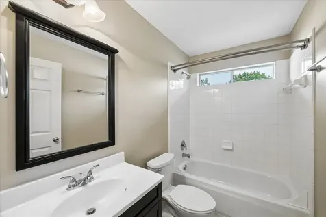 1910 Lori Court Seabrook TX 77586