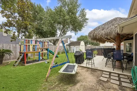 1910 Lori Court Seabrook TX 77586