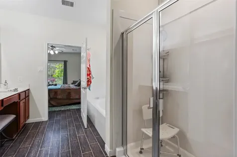 1995 Brentwood Drive Alvin TX 77511